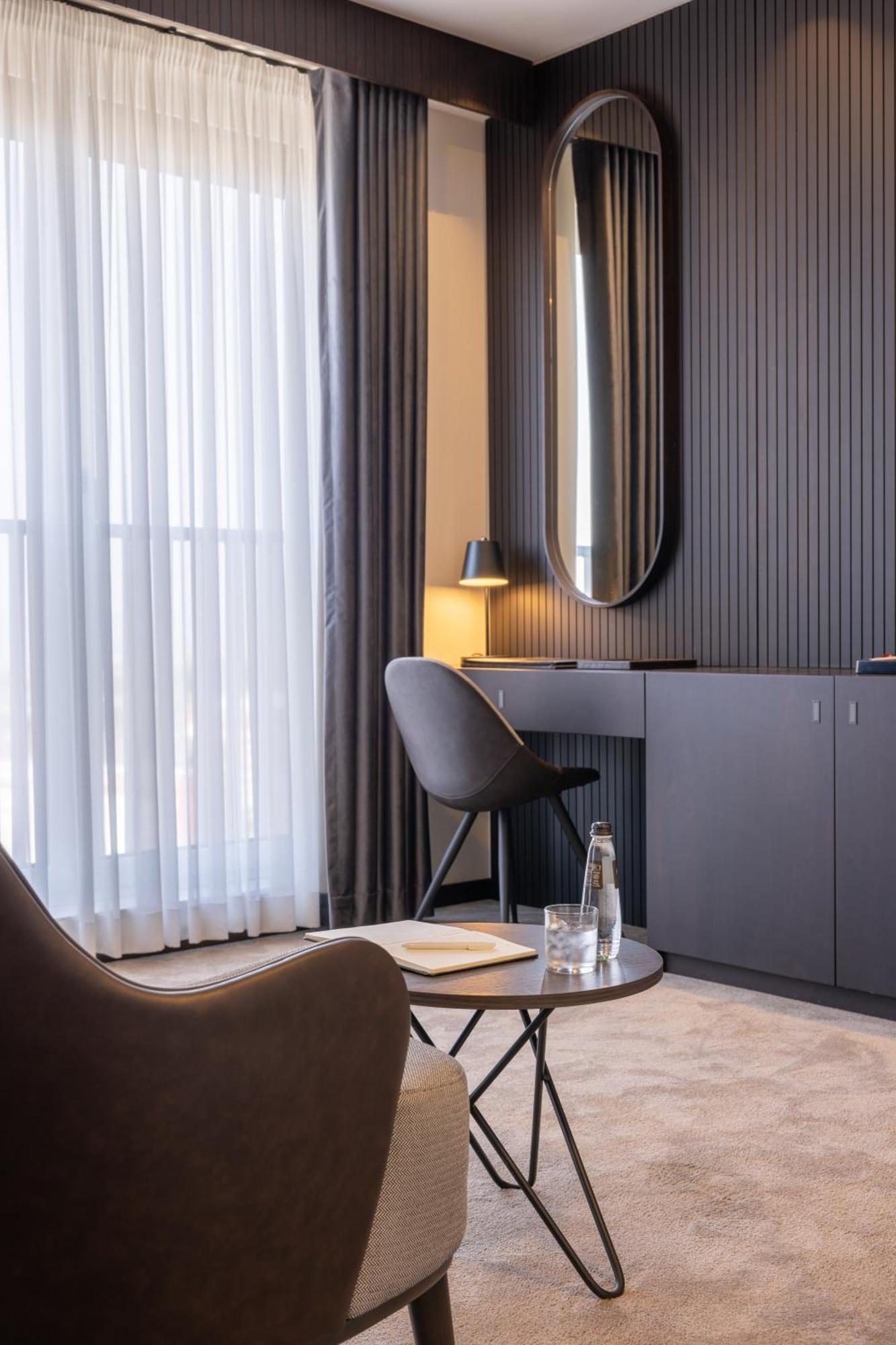 Derand Hotel Pristina Eksteriør bilde